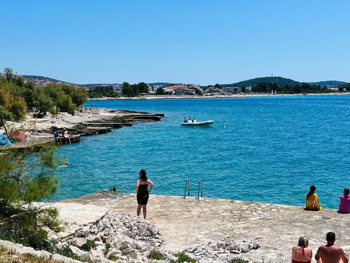 Apartmani Mate Rogoznica  Esterno foto